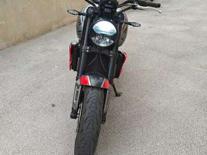 TRIUMPH TRIDENT 660 ROSSO