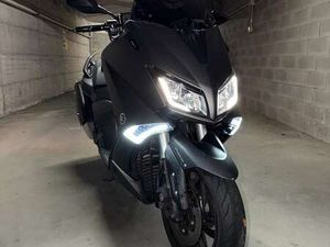 YAMAHA TMAX 530