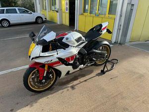 YAMAHA YZF-R1 WORLD GP 60TH ANNIVERSARY BIANCO
