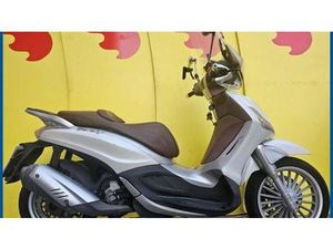 VENDO PIAGGIO BEVERLY 300 I.E. (2010 - 16) USATA A ROMA (CODICE 9863107) - MOTO.IT