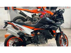 VENDO KTM 890 SMT (2023 - 25) USATA A NOVARA (CODICE 9863708) - MOTO.IT