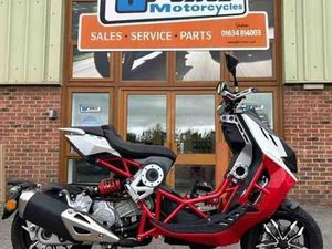 ITALJET DRAGSTER 125 CC SCOOTER