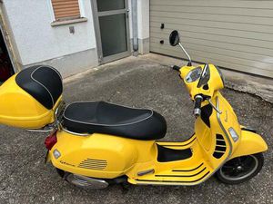 VESPA GTS SUPER 125
