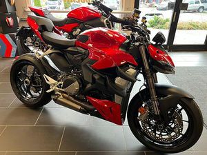 DUCATI STREETFIGHTER V2