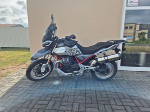MOTO GUZZI V85 TT MOD. 24 (LAGERND) VERSAND DEUTSCHLAND