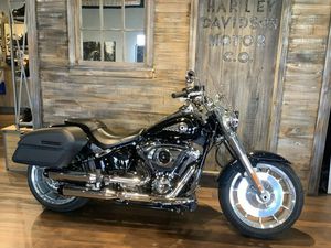 HARLEY-DAVIDSON® FAT BOY® 2025 FLFB VIVID BLACK