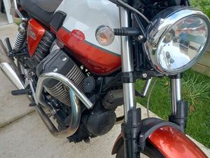 MOTO GUZZI V7 SPECIAL