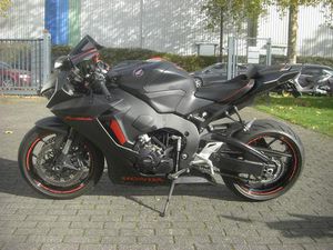 HONDA CBR 1000 RR SC77 QS ABS SHARK 1. HAND 18000 KM