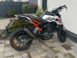 KTM DUKE 125
