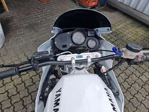 FZ 750 RENNUMBAU YOUNGTIMER HISTOCUP