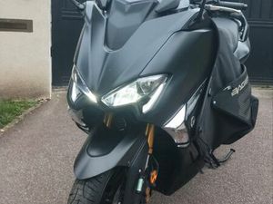 TMAX 530DX TECH MAX + ACCESSOIRES