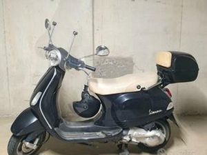 PIAGGIO VESPA 125 LX NERA