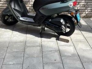 PEUGEOT KISBEE — SCOOTERS | PEUGEOT — MARKTPLAATS