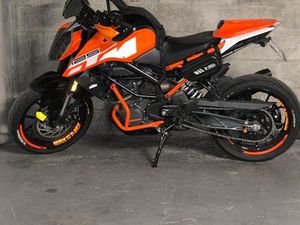 KTM DUKE 125