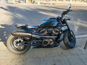 HARLEY DAVIDSON SPORTSTER S MIT KESSTECH-ANLAGE