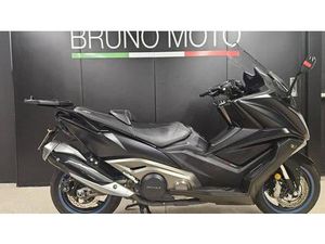 VENDO KYMCO AK 550 (2017 - 19) USATA A ALME' (CODICE 9864664) - MOTO.IT