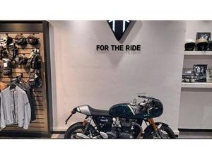 VENDO TRIUMPH THRUXTON RS (2020 - 25) USATA A ROMA (CODICE 9864380) - MOTO.IT