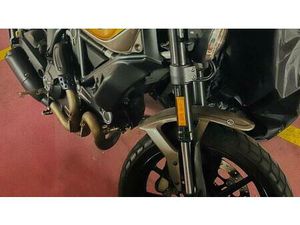 VENDO DUCATI SCRAMBLER 800 MACH 2.0 (2017 - 19) USATA A MONZA (CODICE 9864950) - MOTO.IT
