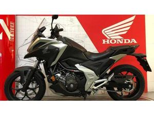 VENDO HONDA NC 750 X DCT (2021 - 24) USATA A PEDEROBBA (CODICE 9864755) - MOTO.IT