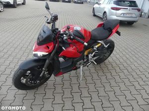 DUCATI STREETFIGHTER V4
