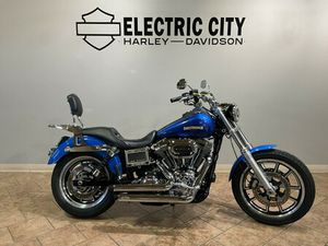 2017 HARLEY-DAVIDSON® LOW RIDER® CUSTOM COLOR BONNEVILLE BLUE/FATHOM BLUE FXDL