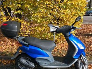 PIAGGIO C44 FLY BLAU 50ER ROLLER