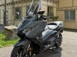 YAMAHA TMAX 560 TECH MAX 2022 GRIS NARDO