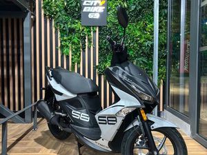 KYMCO 50 / SUPER 8R / DISPONIBLE / LIVRAISON EN FRANCE / GARANTIE CONSTRUCTEUR