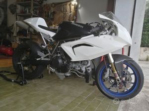 DUCATI STW 1100 DS SOLO PISTA