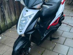 KYMCO AGLITY 350 — SCOOTERS | KYMCO — MARKTPLAATS