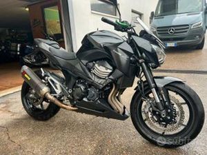 KAWASAKI Z 800_2016 ABS AKRAPOVIC