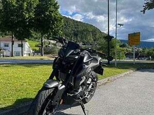 YAMAHA MT-125