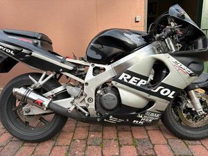 HONDA CBR 900 RR SC33