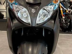 SUZUKI BURGMAN 400 LUX NERO
