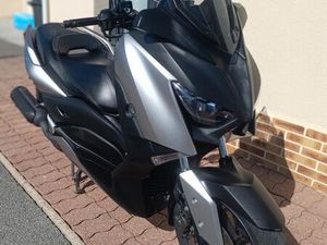 YAMAHA 125 X-MAX