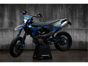 SUPERMOTO