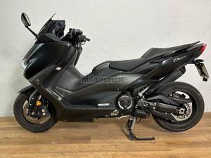 YAMAHA - TMAX 560 ABS