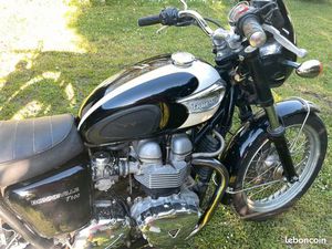 VENDS TRIUMPH BONNEVILLE T 100