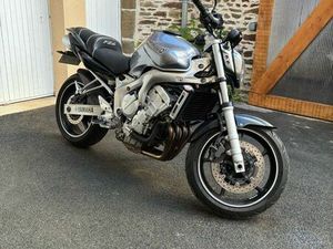 YAMAHA FZ6 A2