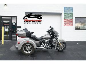 2016 HARLEY-DAVIDSON® FLHTCUTG TRI GLIDE ULTRA CLASSIC