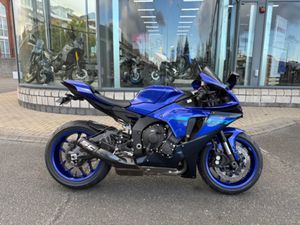 2024 YAMAHA R1 - LOW MILEAGE