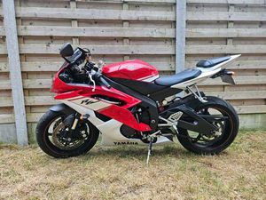 ② YAMAHA R6 2008 SPECIAL EDITION