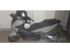 HONDA FORZA 350