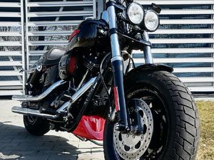 HARLEY DAVIDSON DYNA FAT BOB 2015 PODNIESIONA MOC