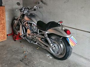 HARLEY DAVIDSON VROD VRSCA WENIG KM