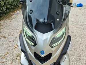 SCOOTER PIAGGIO MP3 400 HPE