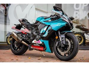 YAMAHA R1 1000 EURO 5 998 CC