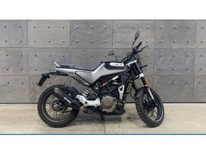 VENDO HUSQVARNA SVARTPILEN 401 (2021 - 23) USATA A SESTO SAN GIOVANNI (CODICE 9865697) - MOTO.IT
