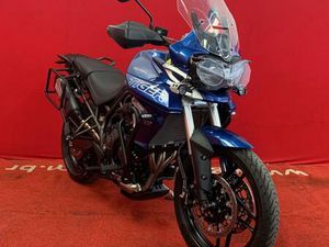 TRIUMPH TIGER 800 XRT