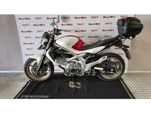 VENDO SUZUKI GLADIUS 650 SFV (2009 - 15) USATA A CESENA (CODICE 9865755) - MOTO.IT